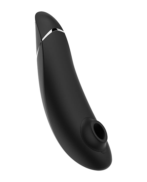 Front side angle view of the Womanizer Premium and its clitoral head.